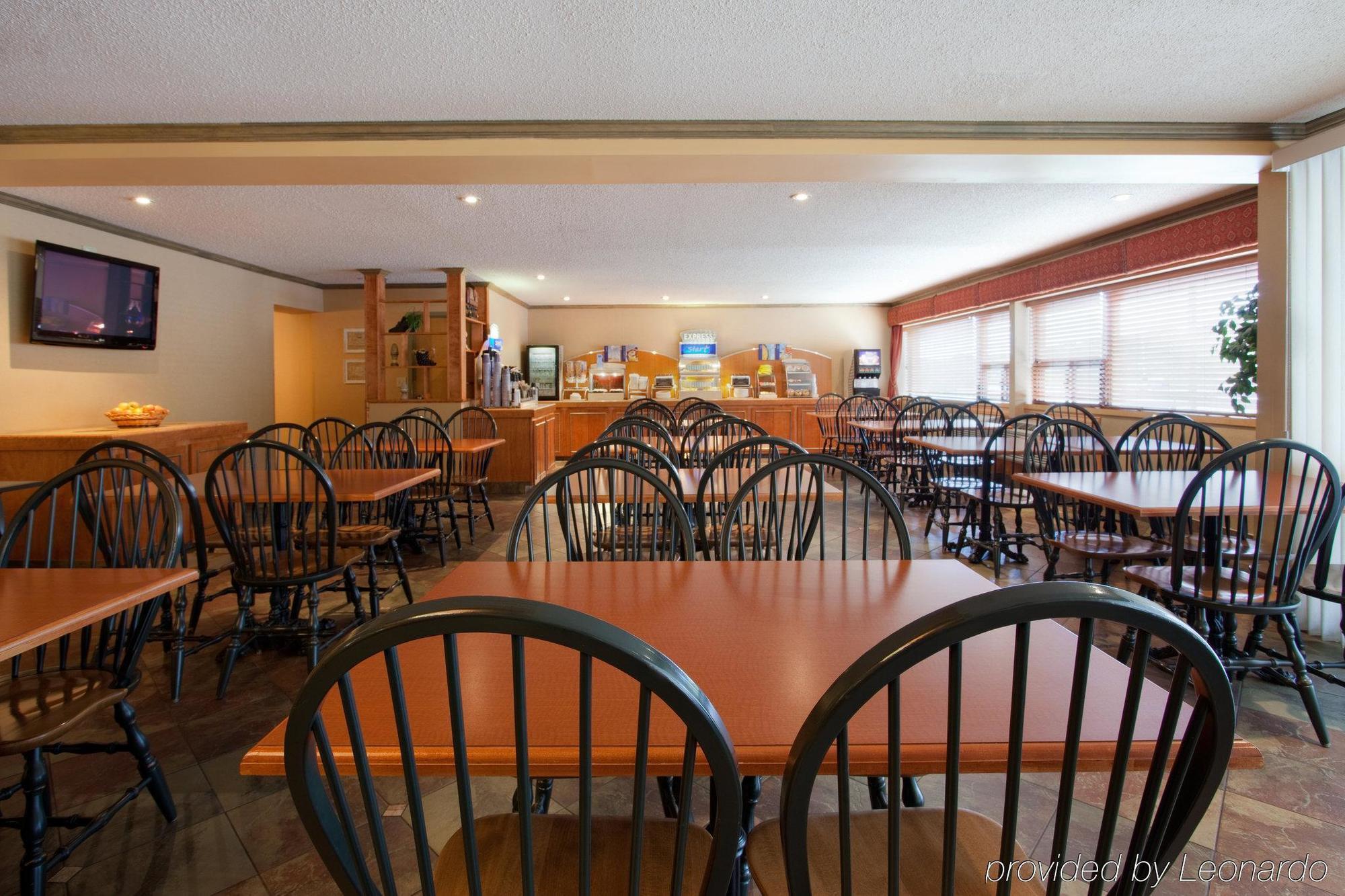 Holiday Inn Express Hotel & Suites Saint John Harbour Side By Ihg Eksteriør billede